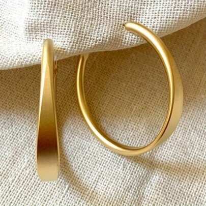 أقراط حلقية ذهبية كلاسيكية، مجوهرات بسيطة ناعمة للنساء، إكسسوار أنيق للارتداء اليومي والحفلات