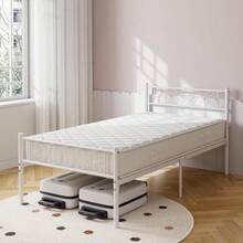 Marco de cama de tamaño doble, Marco de cama de plataforma de metal blanco con cabecera y pie, Marco de cama de 12,2 pulgadas con soporte de láminas de metal fuertes, Bajo almacenamiento de cama, No se necesita muelle de caja - Blanco - Ver 7