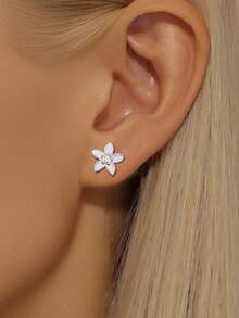 1 Pair S925 Sterling Silver Delicate Floral Stud Earrings, Elegant Aesthetic, Suitable For Daily, Party, Date, Beach Wear, Ideal Gift - Flowers - View 3