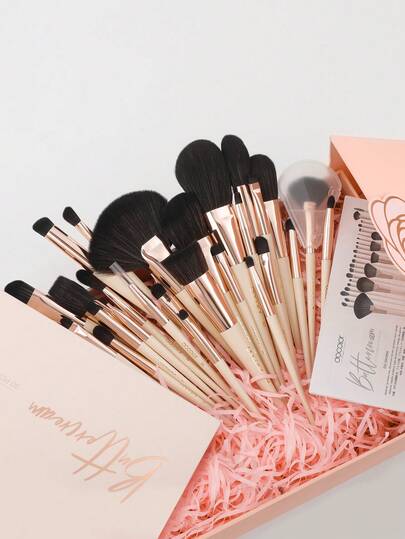 docolor 30-Piece Daily Essential Makeup Brush Set, 12 Face Brushes And 18 Eye Brushes With Detailed Professional Makeup Brush Guide, Powder, Foundation, Concealer, Contour, And Eyeshadow Brushes