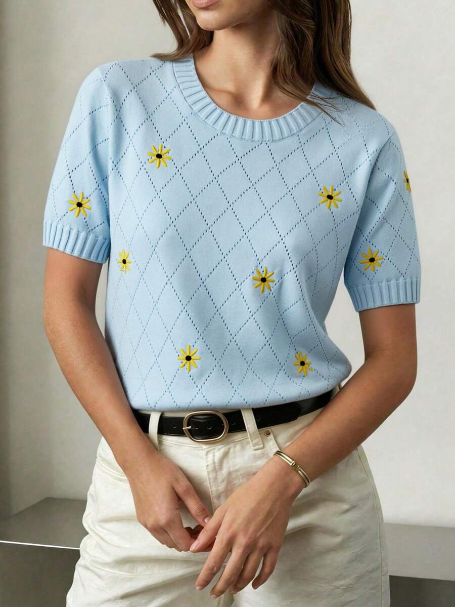 GIGOGOU Women's Summer Fashion Embroidered Short Sleeve T-Shirt, Breathable Knit Embroidered Tee