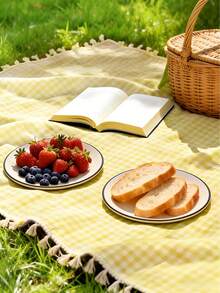 1pc Charming Yellow & White Checkered Rectangular Picnic Blanket - Ideal For Wedding Season, Mother's Day Celebrations, Made Of Woven Rayon With Tassels, Suitable For Winter Camping, Beach Outings, Photography Backdrops And Outdoor Picnic Accessories - Yellow - View 3