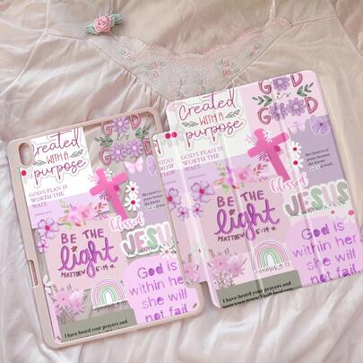 标语 A 可爱卡通动漫粉色字母花朵十字图案双面亚克力透明水晶后盖，防震，兼容 iPad 第 7、8、10 代（10.2 英寸），内置笔槽，支持睡眠/唤醒功能，理想的礼物之选