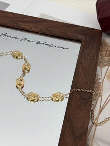 1件18K镀金不锈钢不褪色手链，奢华简约百搭设计 - 鏤空CC手鍊 - 查看 4