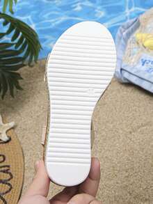 1 đôi sandal đế xuồng mùa hè cho bé gái, chống trơn trượt, nhẹ, hở mũi, thoải mái, giày đế xuồng cho bé gái đi làm và đi học. - Màu be - Xem 5