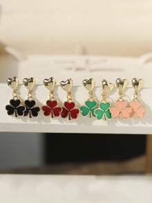 1 Pair Fashion Elegant Heart Enamel Clover Drop Earrings, Minimalist Versatile Green Clover Accessory, Gift For Valentine's Day & St. Patrick's Day - Earring - View 4