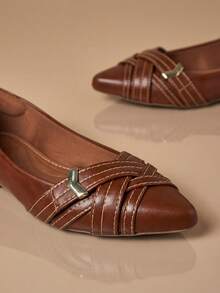 Women's Pointed Toe Flat Shoe In Caramel With Arrow Embellishment - Elegant, Casual, Chic, For Work. - Lạc đà - Xem 9