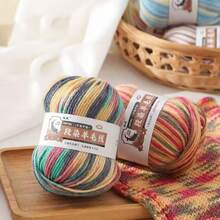 5 PEÇAS/250g Fio Colorido Gradiente Luxuoso, Textura Macia e Confortável. Adequado para Tricô e Crochê Feitos à Mão: Suéteres, Cachecóis, Casacos, Xales, Chapéus, Meias DIY e Outras Artesanatos, Cores Ricas Disponíveis. - multicolorido - Visão 6