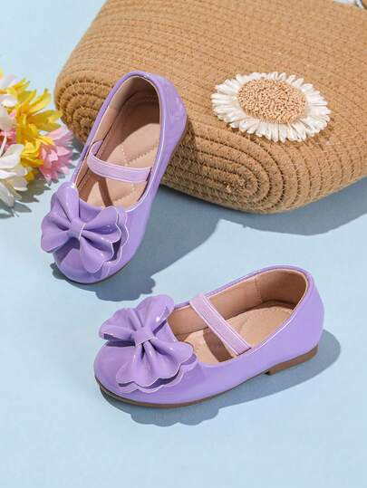 1双可爱百搭舒适蝴蝶结装饰平底鞋，适合小女孩，四季皆宜