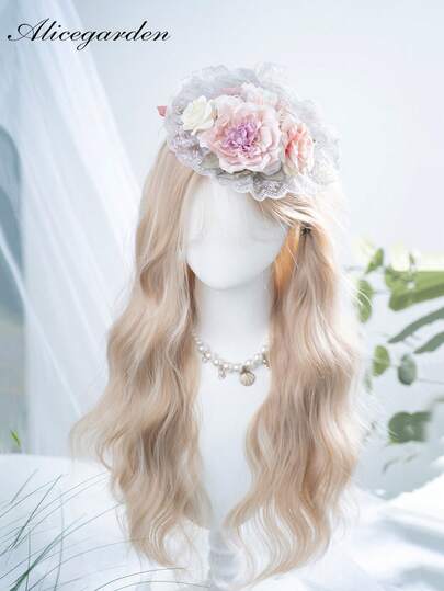 alicegarden 28-Inch Long Synthetic Wig Featuring A Natural Wavy Style In A Stunning Gold. Designed With Bangs , It Is Crafted From Heat-Resistant Fiber To Ensure Durability. This False Hairpiece Is Perfect For Daily Use, Offering A Natural And Realistic Appearance That Mimics Real Human Hair (Excluding Accessories)