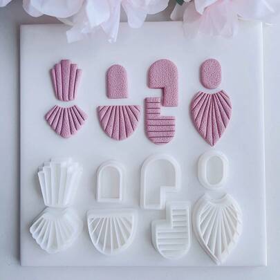 两件套波西米亚风格聚合物粘土切割模具，设计优雅，适合制作聚合物粘土耳环和陶瓷工艺品，细节精致。