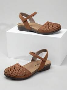 Athlefit Women's Buckle Strap Slingback Sandals, Retro Closed Toe Cork Flat Shoes, Casual Outdoor Beach Sandals - Tan Hollow - View 5