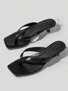 Athlefit Women's Kitten Heels Flip Flops Square Toe Low Heels Slip On Comfortable Summer Thong Heeled Sandals - 黑色 - 查看 2