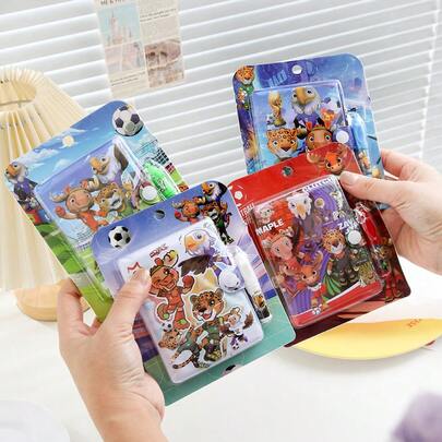  Sổ tay PU chủ đề bóng đá FIFA kèm bút bi, sổ nhật ký hình linh vật hoạt hình, văn phòng phẩm cho học sinh, đồ dùng học tập, sổ ghi chép, quà tặng họp mặt gia đình, quà tặng lễ hội, quà sinh nhật, đồ dùng cần thiết cho các dịp lễ, phù hợp cho nhiều bữa tiệc và sự kiện.