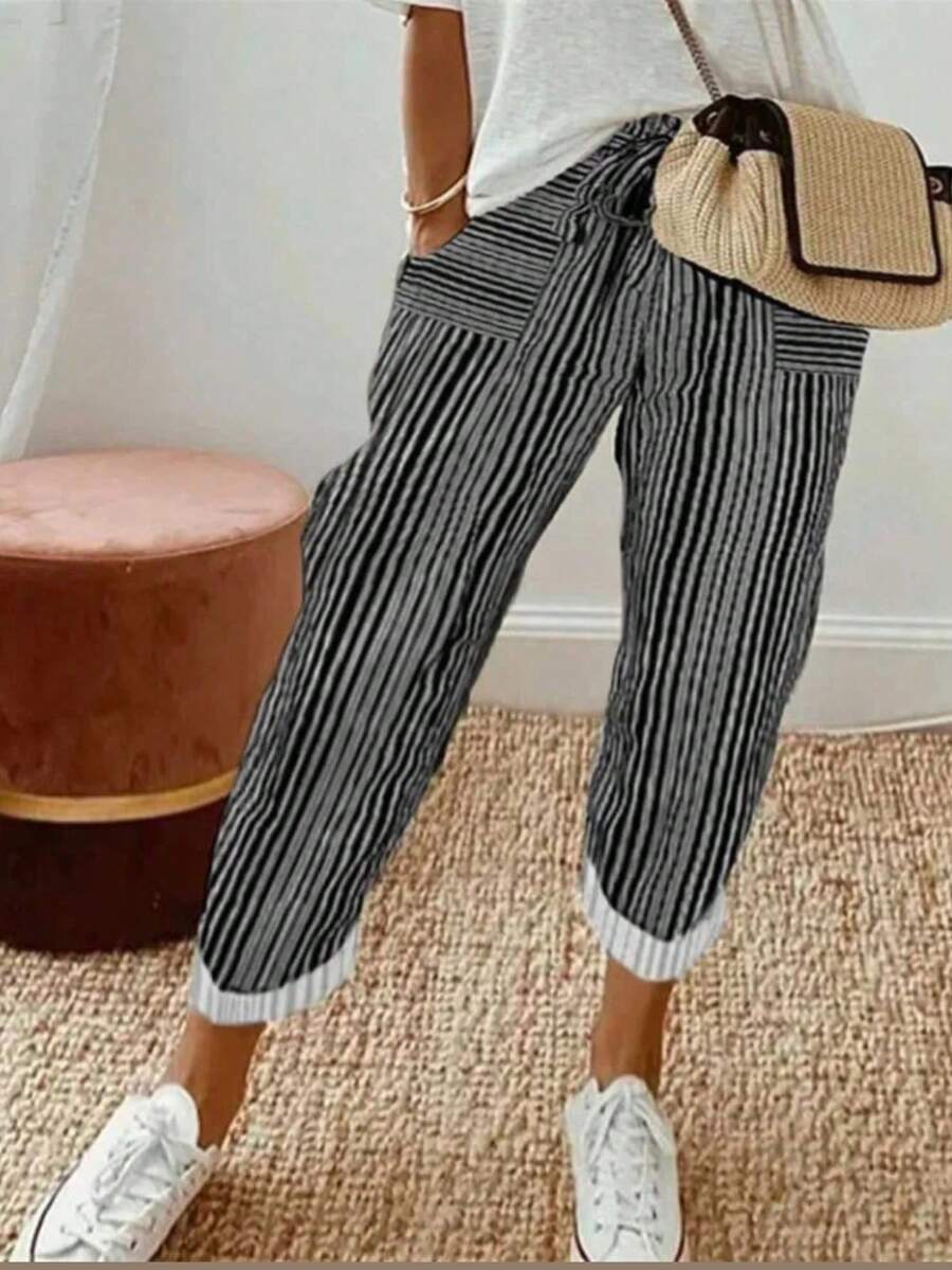 条纹弹力腰带、斜插口袋和吊带，休闲百搭，女士春秋季休闲抽绳口袋自然剪裁黑白条纹常规版型裤，日常休闲穿着 - 黑色 - 查看 1