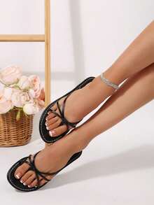 女士时尚拖鞋 - 轻便透气，露趾平底休闲夏季鞋，配有舒适鞋垫和可调节绑带，方便行走 - 黑色 - 查看 6
