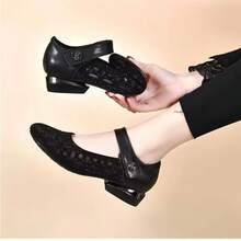 Women's Low Heel Hollow Out Shoes, Crystal Breathable Round Toe Mary Jane Retro Outdoor Shoes - Black - View 2
