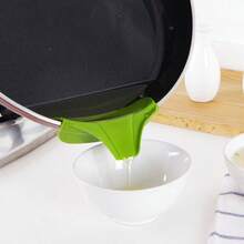 1/2pcs Kitchen Anti-Spill Pot Accessories, Round Mouth Spout, Small Cooking Tool, Mini Kitchen Gadget - Green - View 4