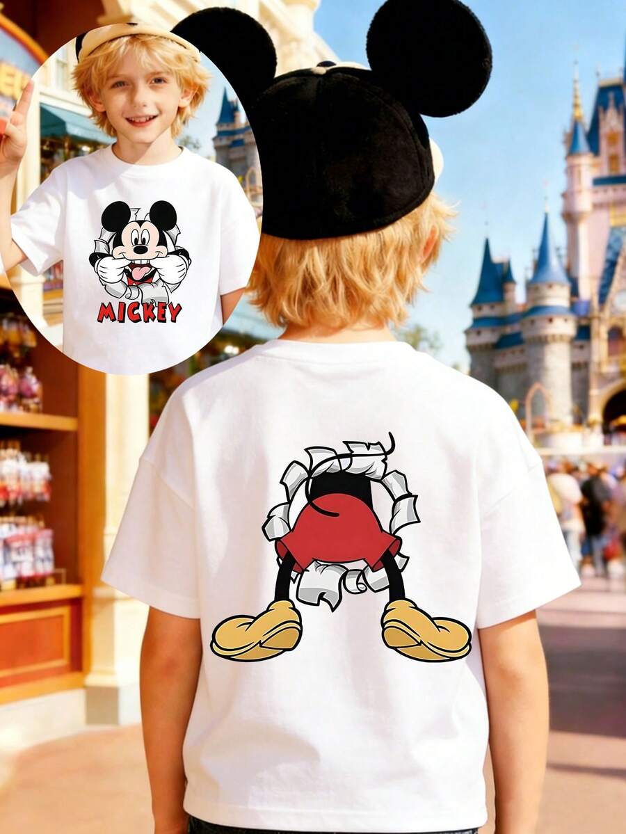 Disney The Mickey Mouse Figure, Half-Body, Pops Out From The Paper, With A Fun Cartoon Round Collar,A Cute Cartoon Character With A Design Where The Lower Body Breaks Through The Wall And Emerges From The Front. It Is Full Of Childlike Charm And Has A Distinctive, Eye-Catching Appearance Print Pattern Summer Tops,Short-Sleeved Casual And Cute Style Children's Clothing Design, Boy Clothes For Kids ,Ropa Para Niños,Boy Clothes For Kids,Graphic Tee, Summer Clothes,Perfect For Cool Boy. Comfortable And Breathable Children's Short-Sleeved T-Shirt. Comfortable And Casual Wear All Year Round 180g Pure Cotton Children's Clothes,Comfortable & Lightweight, Iconic Print For Mix-And-Match Outfits,Suitable For Both Boys And Girls. - trắng - Xem 1