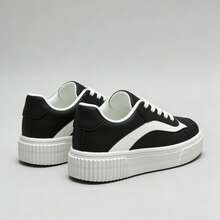 男女通用黑白撞色厚底系带滑板鞋，休闲情侣百搭日常鞋 - 黑色 - 查看 3