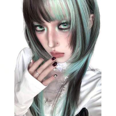 alicegarden Tóc giả tổng hợp dài 28 inch với kiểu tóc thẳng tự nhiên, màu sắc đa dạng tuyệt đẹp. Được thiết kế với phần mái, sản phẩm được làm từ sợi chịu nhiệt để đảm bảo độ bền. Bộ tóc giả này hoàn hảo để sử dụng hàng ngày, mang lại vẻ ngoài tự nhiên và chân thực.