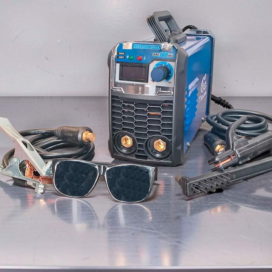 T solda Arc Welders - Blue - View 1