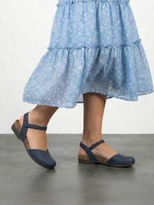 Athlefit Women's Buckle Strap Slingback Sandals, Retro Closed Toe Cork Flat Shoes, Casual Outdoor Beach Sandals - Navy - 查看 3