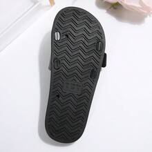 Dép xăng đan đính đá sang trọng kiểu Âu và Mỹ, thiết kế khóa vuông, dép lê chống trơn trượt thoải mái dành cho học sinh. - màu đen - Xem 4