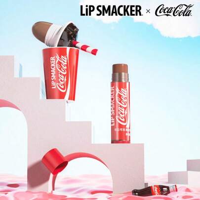 LIP SMACKER 2支装可口可乐草莓可乐味润唇膏，时尚联名款，不含酒精，富含维生素E，可作收藏展示，持久保湿，送礼佳品 - LIPSMACKER