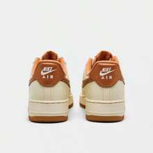 Nike Air Force 1 '07 Women's Casual Shoes Coconut Milk Sail IO7391-113 | Classic, Comfortable - 橘色 - 查看 4