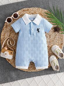 Bộ áo liền quần tay ngắn cổ polo cho bé sơ sinh và trẻ nhỏ mùa xuân/hè, màu xanh nhạt, họa tiết thêu, cổ áo, kiểu dáng thường ngày. - Màu xanh lam - Xem 1