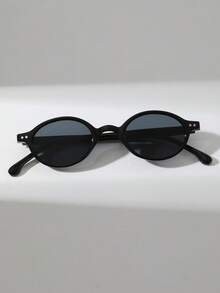 1 Pair Women's Round Small Frame PC Material Rivet Contrast Color Retro Personalized Sculpting Fashion Fashion Glasses, Suitable For Runway Shows And Gatherings - Multicolor - View 6