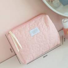 1pc Pink Quilted Cloud Cosmetic Bag, Fashionable Casual Large Capacity Portable Zipper Toiletry Bag, Travel Cable & Phone Organizer - Baby Pink - View 3