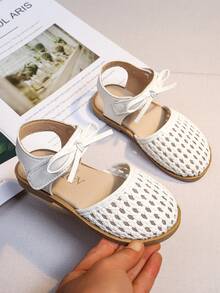 Girls' Woven Sandals, New Summer Princess Style, Bowknot Hollow Breathable, Soft Non-Slip Soles, Children's Sandals For Kindergarten Girls - White - View 5
