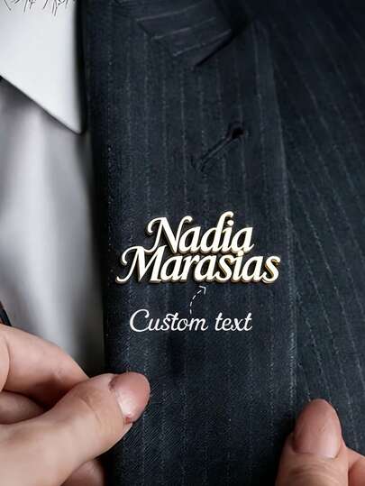 [Personalizado] Broche con nombre multicapa personalizado, broche con nombre de acero inoxidable 304 de capa superior e inferior, broche de solapa minimalista de alta gama para caballero, insignia de solapa de joyería de regalo