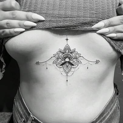 1pc Dark Mysterious Language Totem Temporary Tattoo Sticker, Waterproof Sweat-Proof, Lasts 1-3 Days, Suitable For Men And Women