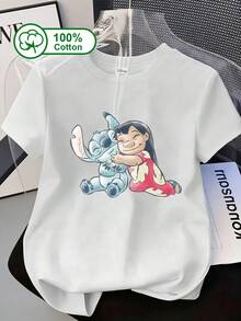 Disney 女士休闲日常穿着，100%纯棉短袖T恤，印有史迪奇和莉萝拥抱图案，适合喜欢史迪奇并追求温柔治愈风格的消费者，也非常适合亲子装。夏季服装，白色印花T恤 - 白色 - 查看 1