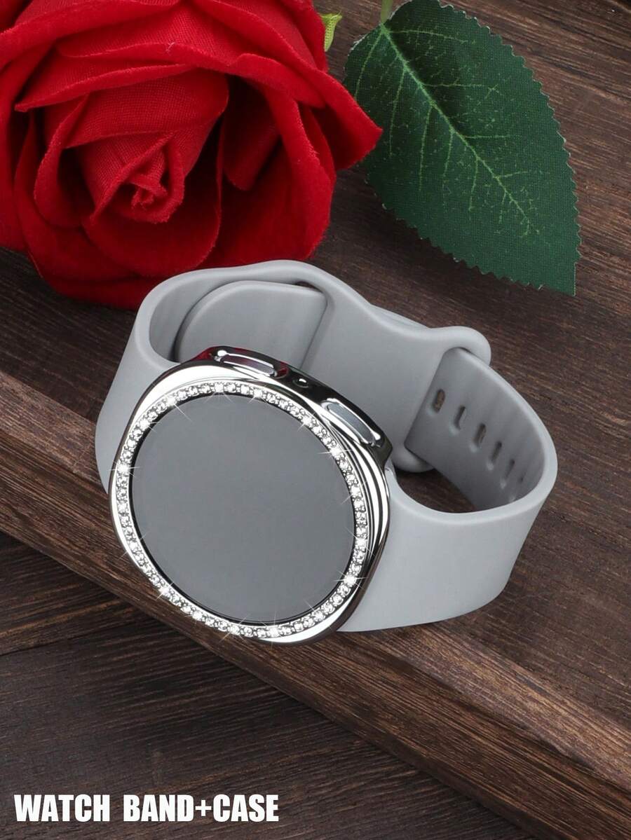 手錶錶帶 + 手錶錶殼套組,相容於 Galaxy Watch 8 40mm 與 44mm。柔軟舒適的休閒運動矽膠錶帶,以及抗震防刮亮面水鑽錶殼。易於佩戴,觸控靈敏。適合女性智慧手錶錶帶與錶殼。 - 銀色錶帶配鑲鑽殼 - 查看 1