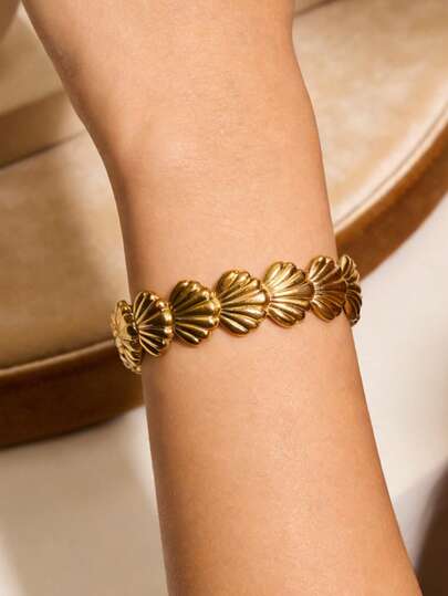 1PC Vintage Shell Cuff Bracelets For Women Opening Stainless Steel Shell Bracelet Bangles Luxury Brands Summer Beach Wrist Jewelry