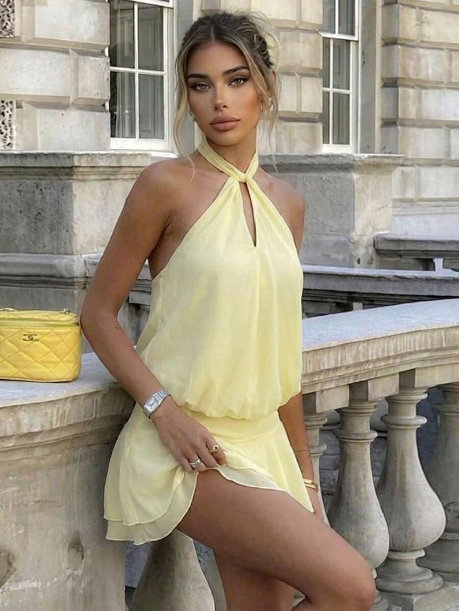 Perirose Vestido corto elegante de mujer de tirantes finos color amarillo claro con diseño calado y volantes en el bajo, vestido de verano sexy y romántico para vacaciones - Amarillo - Ver 1