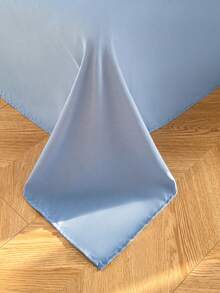 四件套贝壳刺绣被套组，柔软舒适，简约格纹图案，透气柔软，四季皆宜。套装包含：1个被套、1个床单、2个枕套（不含填充物），适用于卧室、宿舍、家庭使用，多种尺寸可选。 - 藍白色 - 查看 4