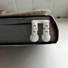 3D Movable Leg Bookmark, Enhancing Reading Experience. Suitable For Use With Books, Notebooks, Planners, Especially As Graduation Gifts Or Presents For Friends. - Movable Leg Bookmark - View 3