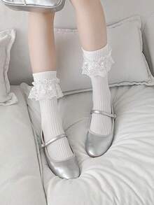 1双女士白色袜子，洛丽塔风格宽蕾丝拼接柔软芭蕾舞袜，甜美中筒袜，可爱日式公主袜 - 白色 - 查看 2