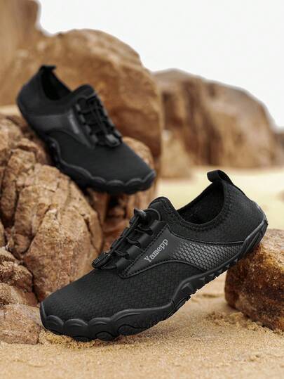 Scarpe acquatiche da uomo nere a righe in rete con laccio, design a cordoncino, ad asciugatura rapida, adatte per attività all'aperto come nuoto, immersioni, spiaggia, uso interno/esterno, trekking, fitness, a piedi nudi