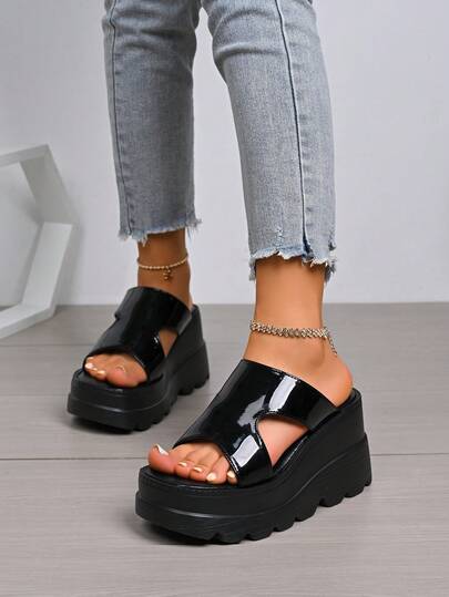 Glossy Black H-Shape Hollow Sweet & Hot Girl Style Thick Platform Wedge Sandals, Plus Size, Suitable For Summer Outdoor Wear And Daily Commute, Vintage Y2K Roman Sandals With Chunky Soles