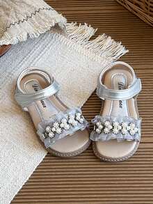 1 đôi sandal công chúa ren và đính đá cho bé gái, giày mềm chống trơn trượt có khóa dán, giày hở mũi xinh xắn cho trẻ em mùa xuân/hè. - Bạc - Xem 2