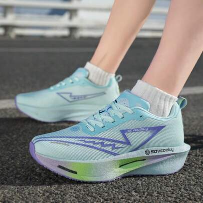 Giày chạy marathon nữ công nghệ tấm carbon, giày thể thao marathon nhẹ, giảm sốc, giày chạy bộ thể dục sợi carbon, giày chạy bộ thể thao bền bỉ, giày thể thao đế mềm phối màu gradient cổ điển phát sáng, giày đi bộ thoải mái.