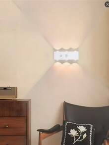 A Human-Sensing Six-Cat Eye Hill Atmosphere Wall Lamp Is The Best Gift For Relatives And Friends - Six-eyed Cat Lamp - View 8