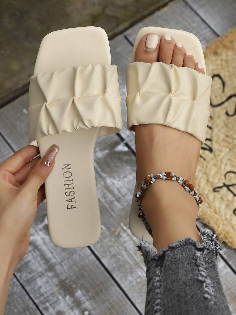 Spring & Summer Fashion Pleated Strap Sandals With Faux Pearl & Flower Decor, Transparent Strap Element, Simple & Elegant Solid Color Flat Slippers