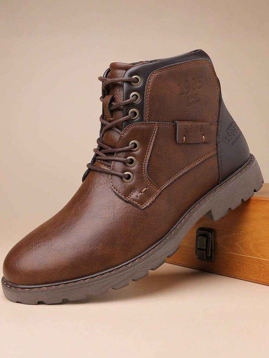1 paire de bottes de cheville décontractées rétro pour hommes, avec tige en cuir marron, bout rond et semelle en caoutchouc antidérapante. Convient pour le port quotidien et extérieur en automne - Tabac - Voir 1